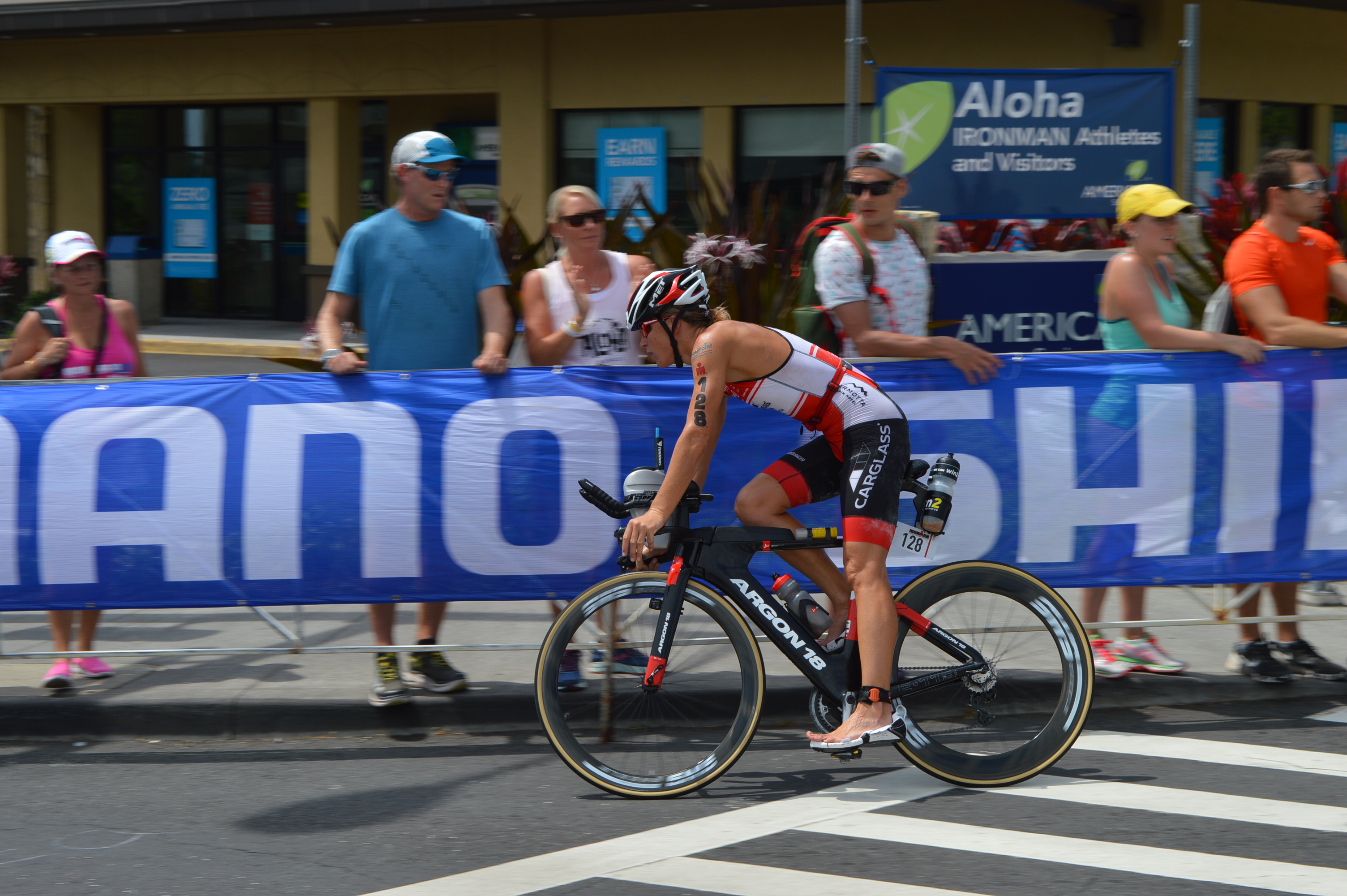 tine-deckers-bike-hot-corner