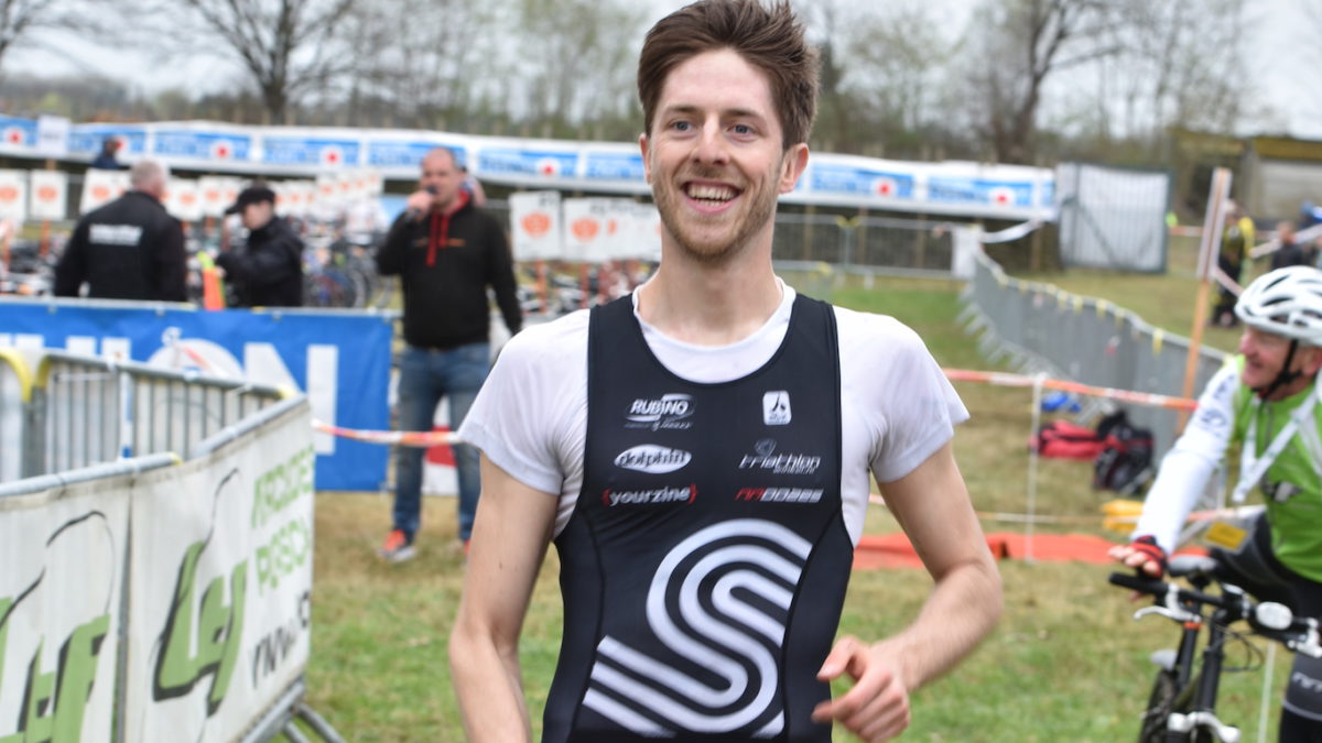 Tim Van Hemel wint grensoverschrijdende duatlon