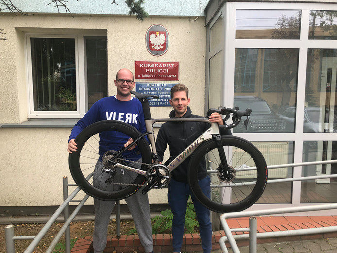 Triatleet helpt Nederlandse gestolen fiets terug te vinden in Polen