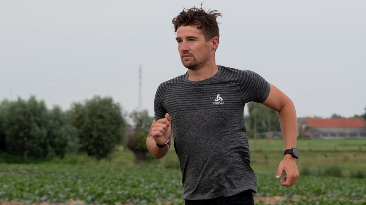 Naadloos en droog, Odlo Element shirt en Linencool short in de hitte getest