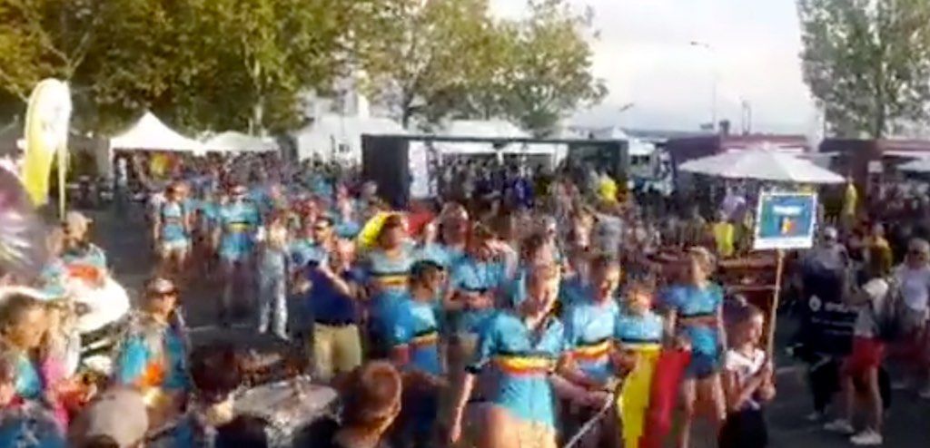 Massale Belgische delegatie opent WK weekend in Lausanne bij Nations Parade