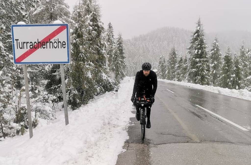 Duitse triatleet onderweg voor mega-uitdaging: triatlon rondom de wereld, equivalent van 120 Ironmans