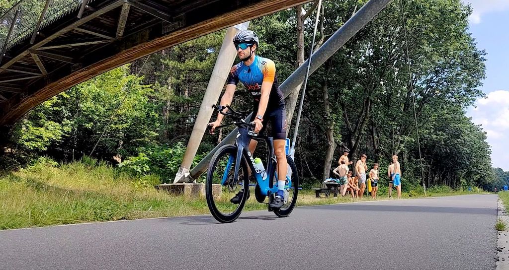 De triatlon van Lommel is terug: check hier parcoursverkenning en tips van 4-voudig winnaar Ruben Geys