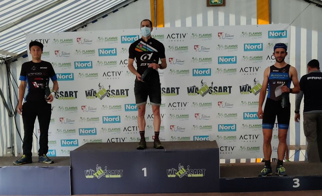 Yeray Luxem op schema voor Xterra Belgium na winst in cross-triatlon Watrissart