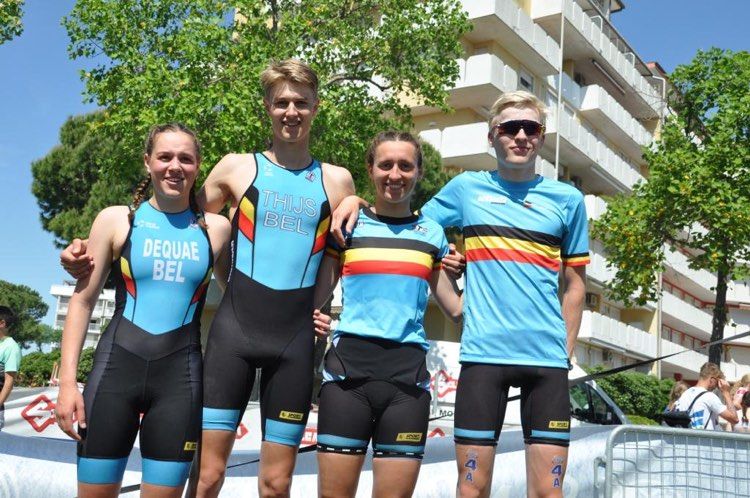 Nele Dequae, Balte Thijs, Hasse Fleerackers en Wout Ghielens voor Team Belgium 1 in Caorle (foto: Cil Degros RR)