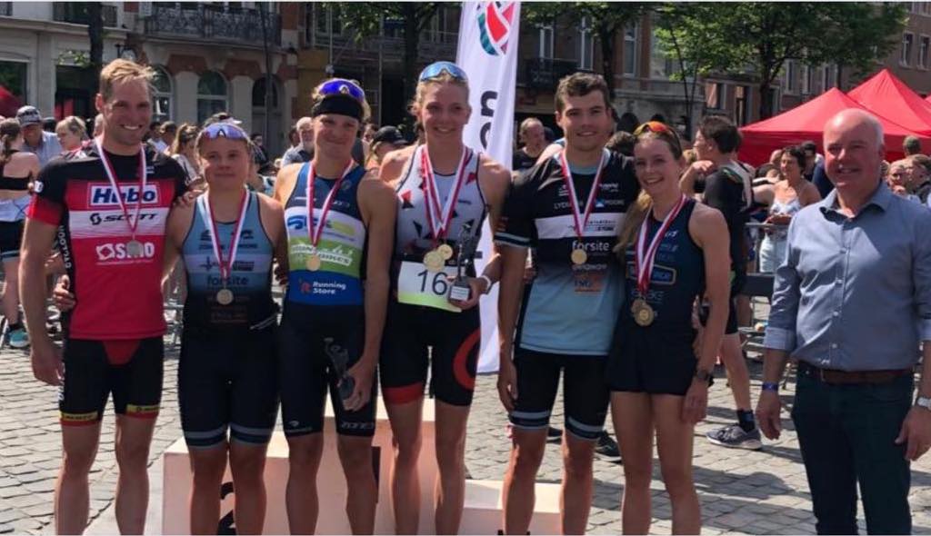 Jonathan Wayaffe en Astrid Van Cauwelaert winnen meer dan geslaagde City Triatlon in Leuven