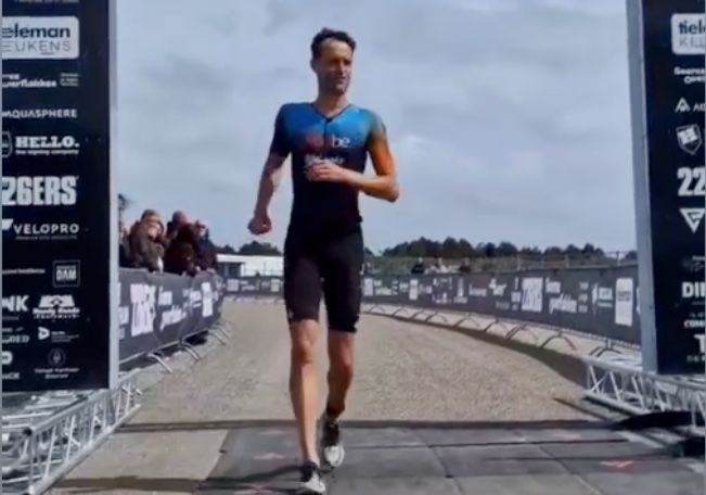 Ruben Geys start Road-to-Roth met 2de plaats in Go Triathlon Brouwersdam 90