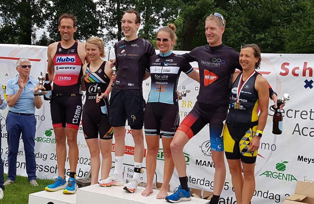Triatleten Nick Thijs en Britt Heirman veroveren opnieuw het Park van Brasschaat