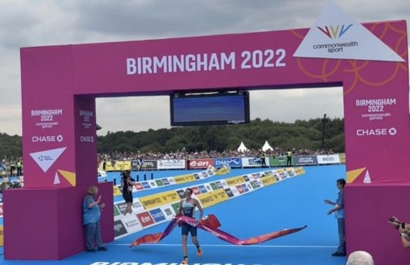 Flora Duffy wint voor de tweede keer op rij goud op de triatlon in de Commonwealth Games (foto: World Triathlon RR)
