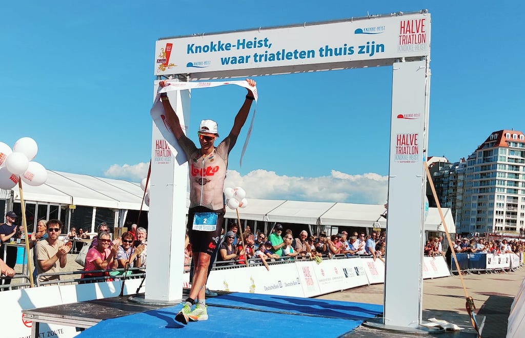 Stenn Goetstouwers en Katrien Verstuyft winnen generale repetitie voor 70.3 Ironman Knokke-Heist Belgium