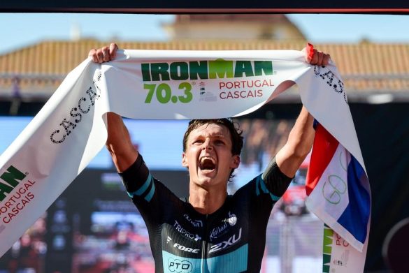 Menno Koolhaas wint de 70.3 Ironman Cascais (foto: Ironman Portugal RR)