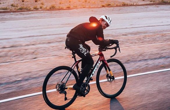Matthieu Bonne tijdens zijn wereldrecord fietsen in Arizona (foto: Instagram Matthieu Bonne RR)