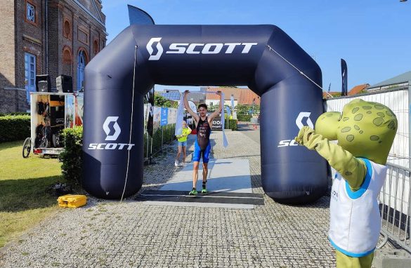 Dries Matthys wint de T3 Triatlon In Sint-Laureins (foto: 3athlon.be)