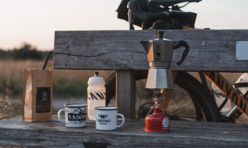 Canyon Backyard Brew: Canyon NL introduceert samen met Il Magistrale Cycling Coffee nieuwe koffie