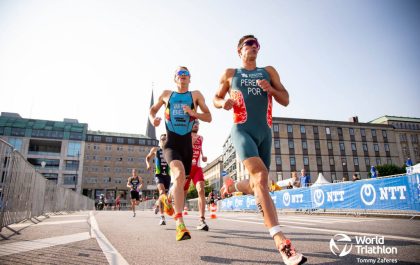 Marten Van Riel tijdens de kwalificaties op het WK in Hamburg (foto: World Triathlon/Tommy Zaferes)