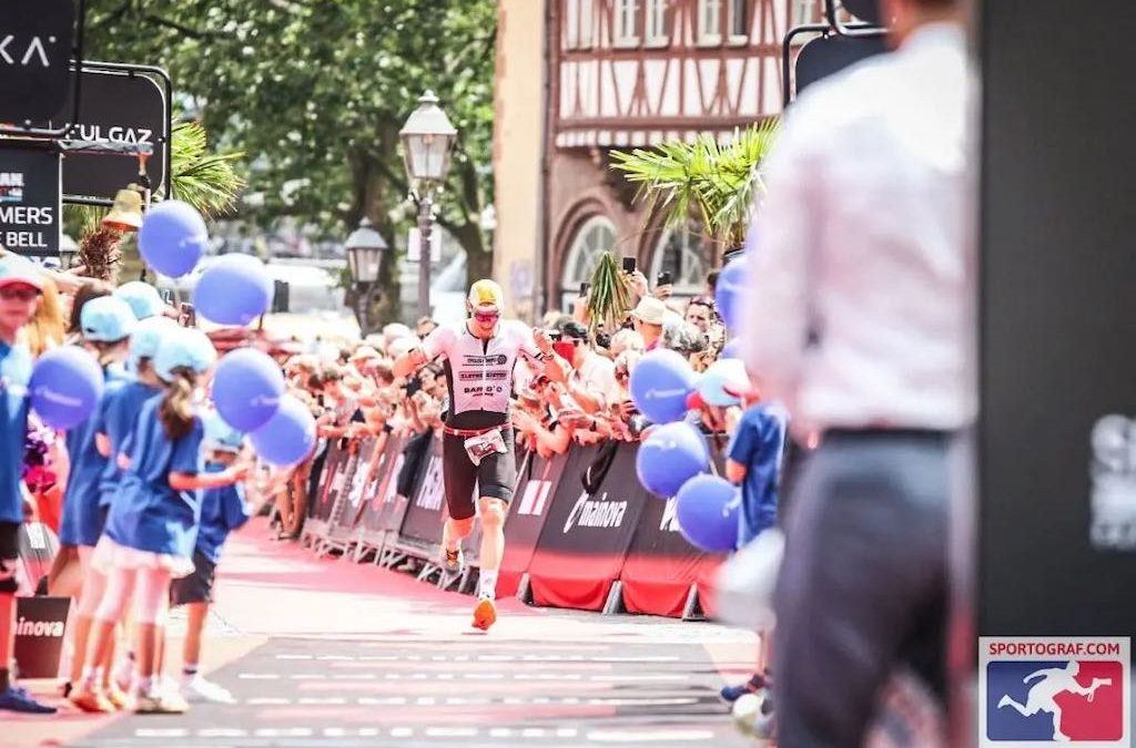Triatleet Tom Defoort in goeie doen, 2de overall in Ironman Frankfurt, maar past voor WK Nice
