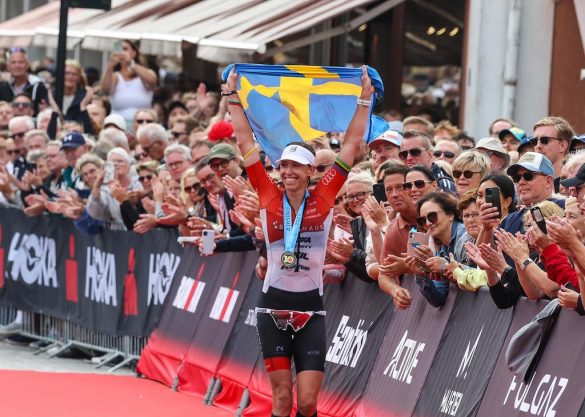Lisa Norden wint de Ironman Kalmar voor eigen volk (foto: Ironman/Getty Images/Nigel Roddis)