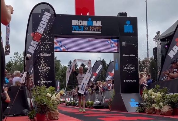 Pieter Heemeryck wint het EK 70.3 Ironman in Tallinn (foto: 3athlon.be)