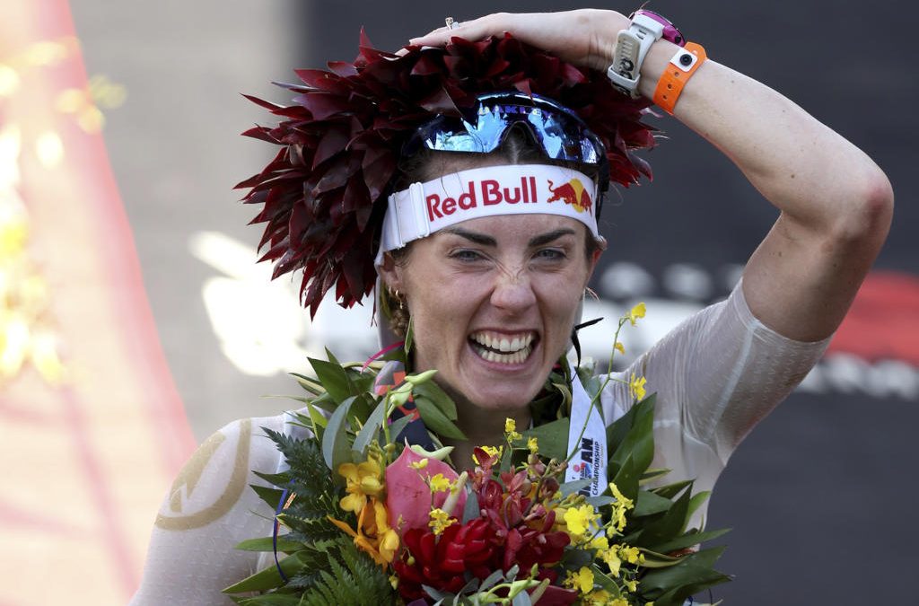 Lucy Charles-Barclay na winst in Ironman Hawaii “Mooi om eindelijk eens de bruid te zijn in plaats van het bruidsmeisje”