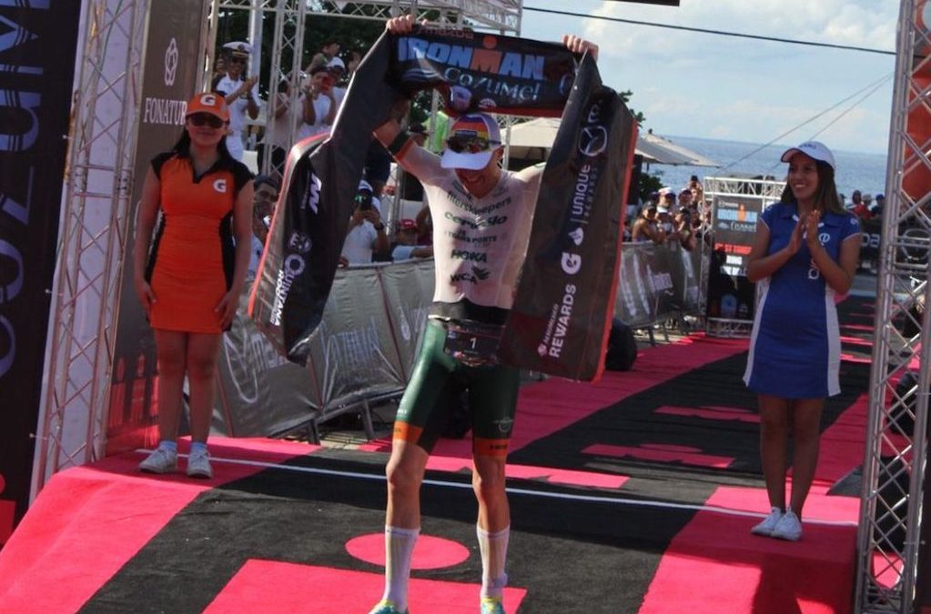 Ironman Cozumel door pijlstaartroggen ingekort, bike & run levert verrassende resultaten op