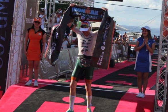 Leon Chevalier wint Ironman Cozumel (foto: Ironman RR)