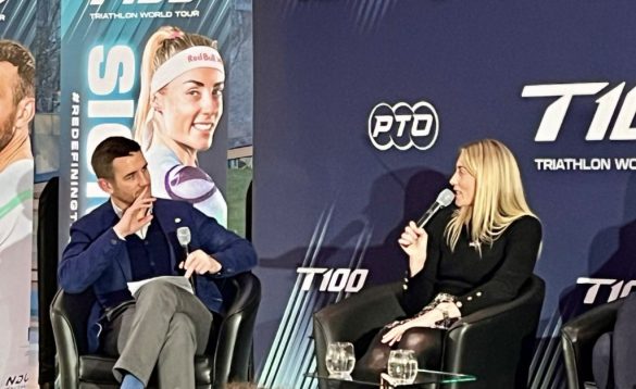 Lucy Charles-Barclay bij de voorstelling van de T100 Triathlon World Tour in Londen (foto: 3athlon.nl)