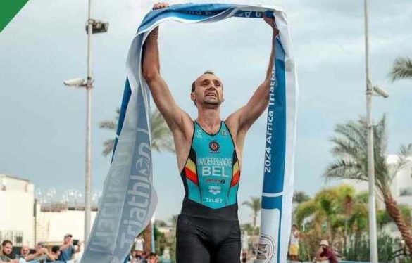 Erwin Vanderplancke wint de Africa Cup triatlon in Sharm El Sheik (foto: World Triathlon RR)