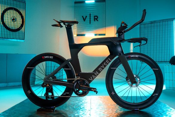 De Van Rysel XCR TRI Ultegra DI2 triatlonfiets (foto: Van Rysel)