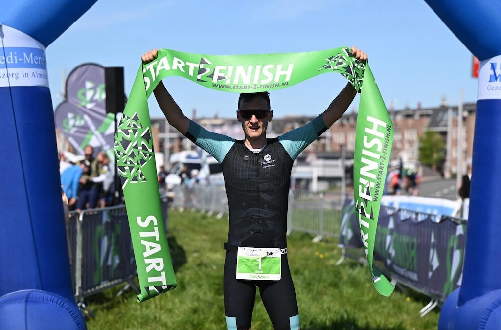 Guust De Smul wint Run Bike Run in Almere, klaar voor WK Powerman Alsdorf