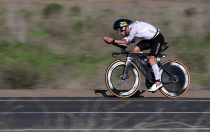 Lionel Sanders in de 70.3 Ironman Oceanside (foto: Sean M. Haffey/Getty Images for IRONMAN)