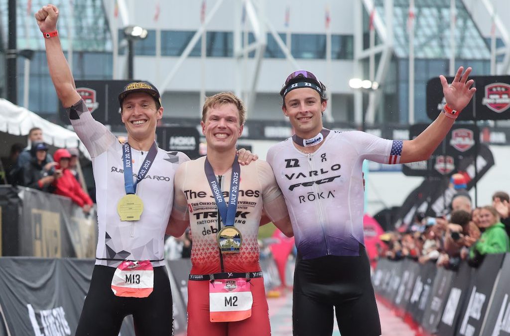 Winnaar Matthew Marquardt jaagt toeschouwer weg in Ironman Lake Placid