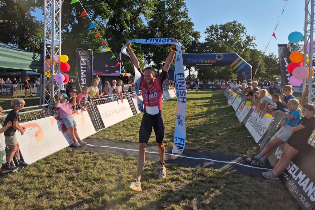 Alexis Krug wint de Sterke Peer triatlon in Wuustwezel (foto: 3athlon.be)