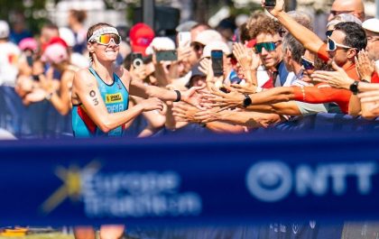 Jolien Vermeylen wint het EK kwarttriatlon in Istanbul (foto: Europe Triathlon/yagyshoots)