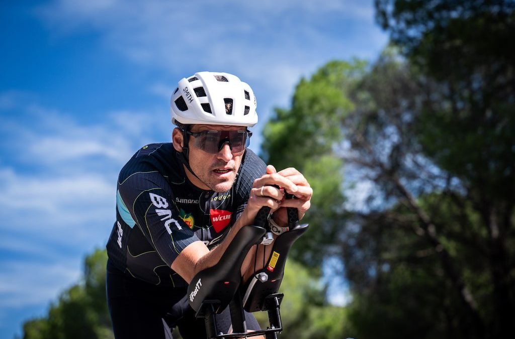 Greg Van Avermaet klaar voor WK 70.3 Marbella “Nog wat nerveus, maar blij dat Mathieu niet meedoet”