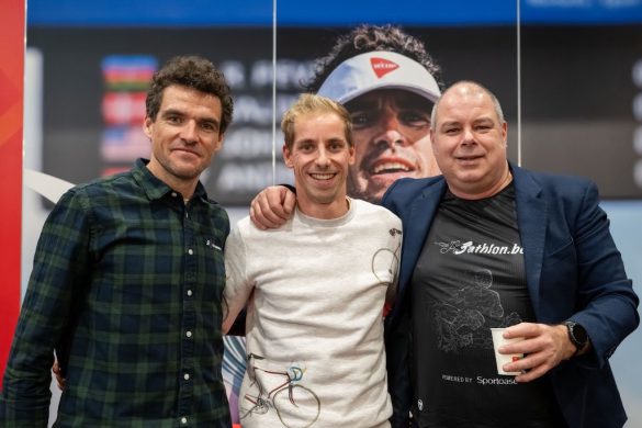 Greg Van Avermaet, Joran Driesen en Hans Cleemput in de 3athlon Praat Podcast Live op Velofollies (foto: 3athlon.be/Jim De Sitter)