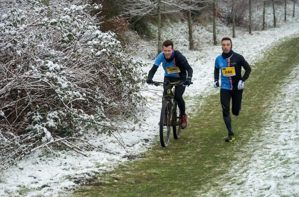 Thomas Govaert en David Descamps pakken winst in eerste Run & Bike van 2026 in Vilvoorde
