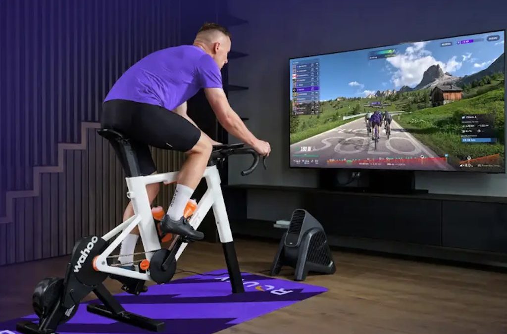Twee grootste indoor fiets platformen smelten samen: Zwift neemt Rouvy over