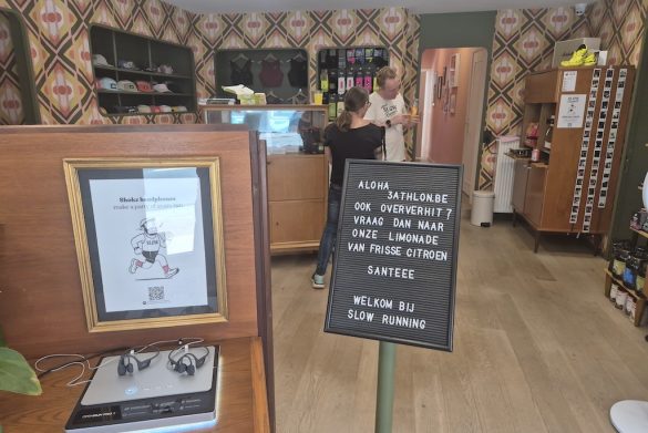 De Slow Running shop in Wevelgem, met altijd een warm welkom (foto: 3athlon.be)