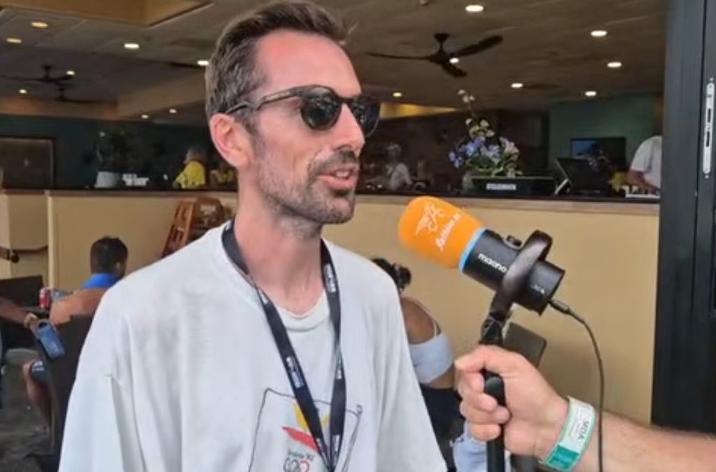 Succescoach Glenn Poleunis na wereldtitel in Hawaii “Blij voor Vince, trots op Marten”