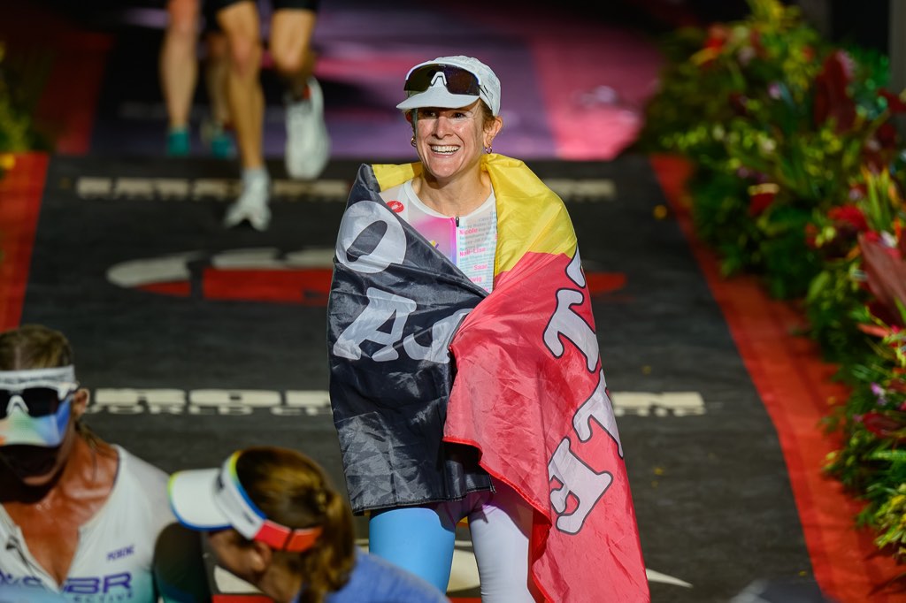 Gudurn Hespel aan de finish van het WK Ironman in Hawaii (foto: 3athon.be/Jim De Sitter)