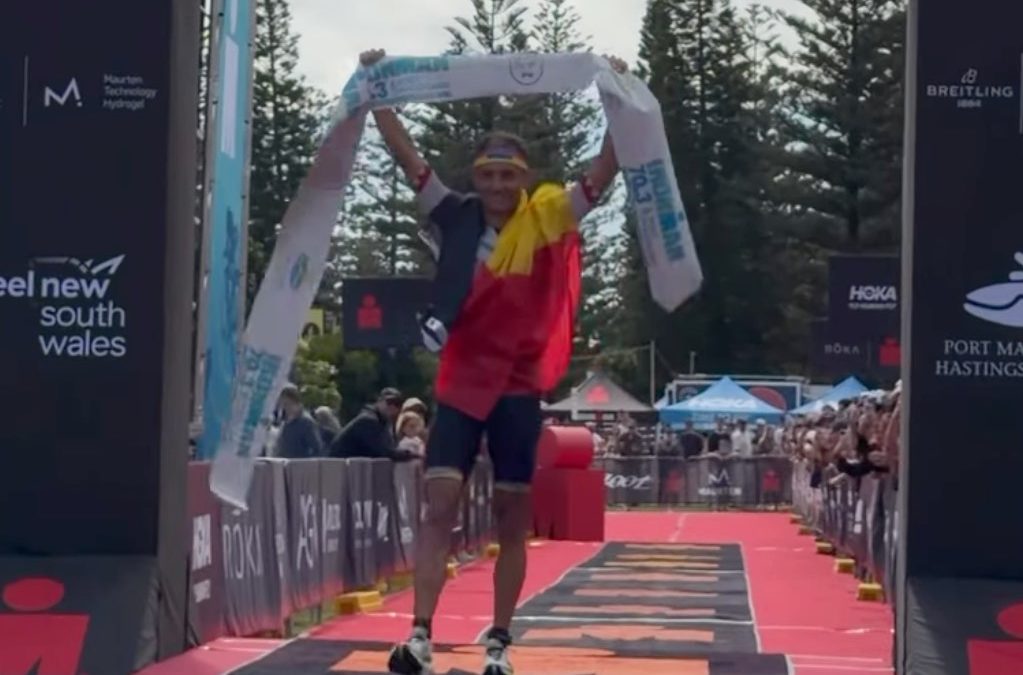 Jelle Geens pakt deugddoende eerste zege van 2026 in 70.3 Ironman Port Macquarie