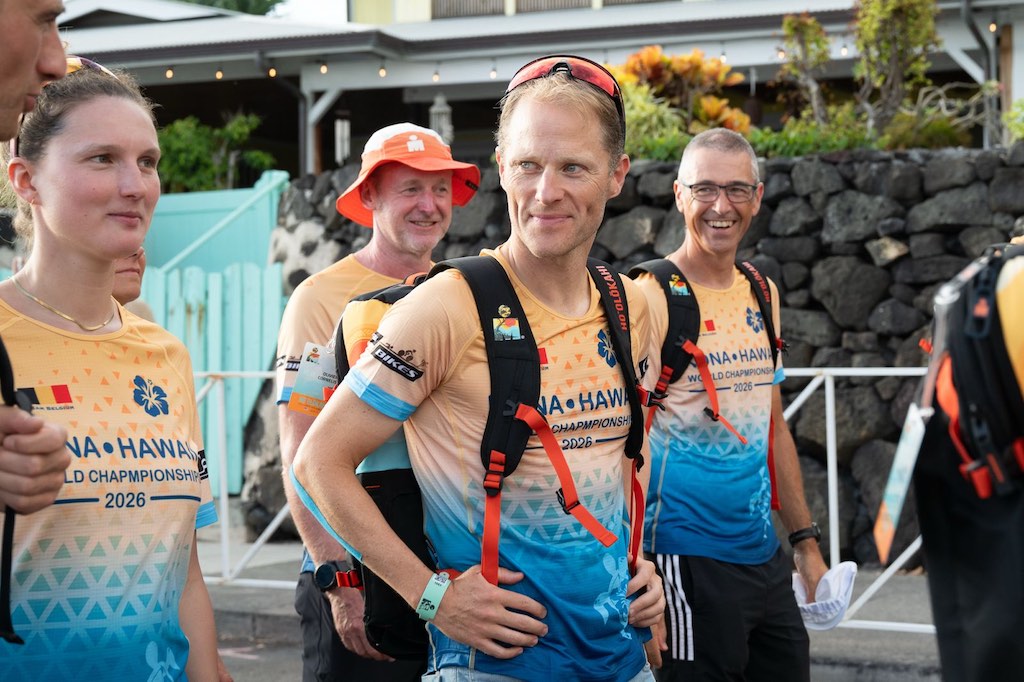 Olivier Cornelis bij de Nations Parade bij de Ironman Hawaii (foto: 3athlon.be/Jim De Sitter)